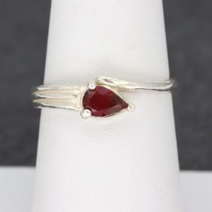 Vintage Estate Sterling Silver 925 Pear Cut Garnet Band Ring Size 6.5